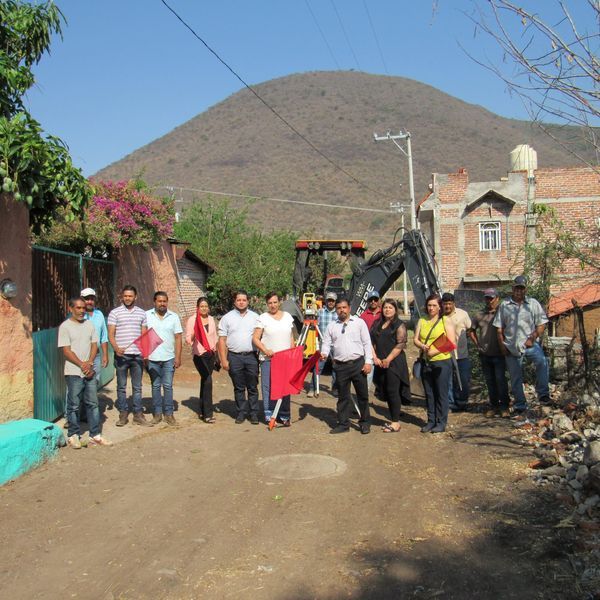 208 metros lineales correspondientes a pavimentación de la calle Morelos en la comunidad de Churintz